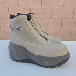 Vintage New Boris futuristic Platform Boots